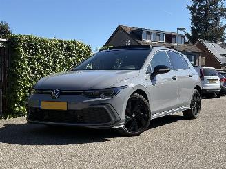 Voiture accidenté Volkswagen Golf GTE VIII 1.5 E-HYBRIDE PANORAMA SPORT 2023 2023/4