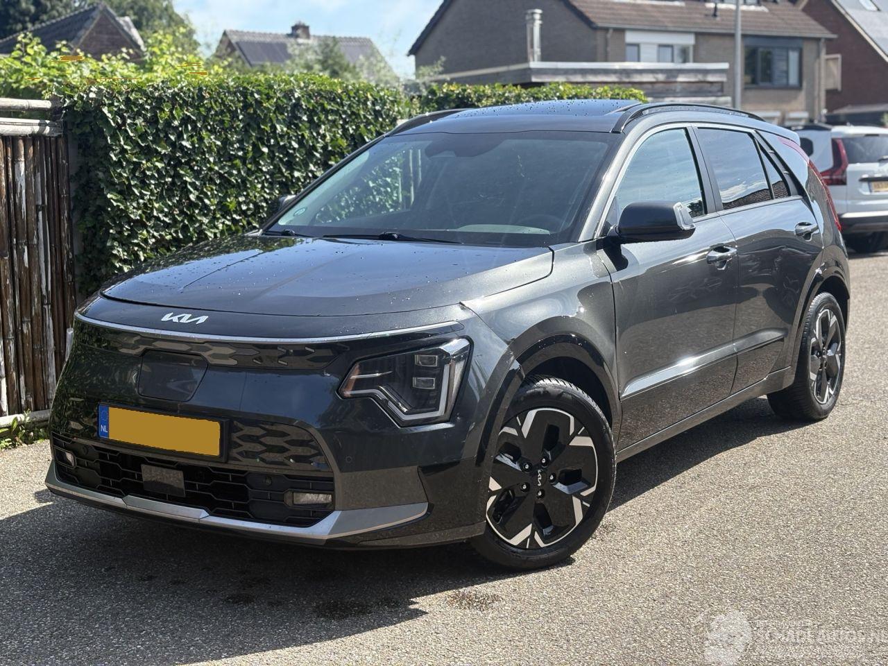 Kia Niro DynamicPlusLine 64.8 kWh AUTOMAAT 204PK