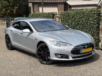 Auto incidentate Tesla Model S P85D 423PK AWD AUTOMAAT 2015/5