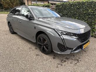 Peugeot 308 1.2 Hybrid 136 e-DCS6 GT SPORT picture 4