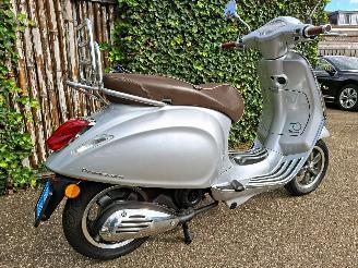 Vespa  PRIMAVERA picture 6