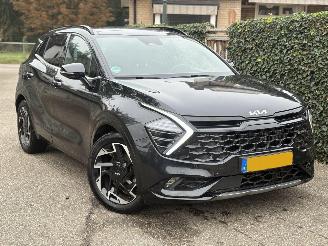 Voiture accidenté Kia Sportage 1.6 T-GDi Plug-in Hybrid AWD GT-Line AUTOMAAT 179PK 2023/5