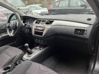 Mitsubishi Lancer 2.0 16V Combi/o  Benzine 1.997cc 99kW (135pk) FWD 2003-09/2007-12 (CS9W) 4G63 picture 15