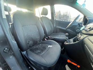 Hyundai I-10 1.1i 12V Hatchback  Benzine 1.086cc 51kW (69pk) FWD 2011-04/2013-12 (F5P4) G4HG5 picture 19