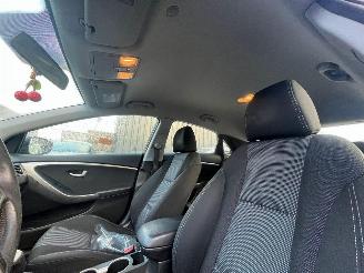 Hyundai I-30 1.6 GDI Blue 16V Hatchback  Benzine 1.591cc 99kW (135pk) FWD 2011-12/2016-12 (GDHB5P5; GDHB5P6; GDHB5PD; GDHB5PE) G4FD; EURO4 picture 19