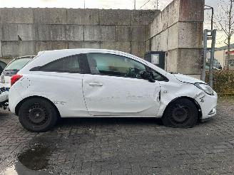 Opel Corsa-E 1.0 SIDI Turbo 12V Hatchback  Benzine 999cc 85kW (116pk) FWD 2014-09  D10XFT; DTEMP; F10XFT picture 4