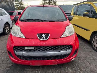 Peugeot 107 1.0 12V Hatchback  Benzine 998cc 50kW (68pk) FWD 2005-06/2014-05 (PMCFA; PMCFB; PNCFA; PNCFB) 384F; 1KR picture 2