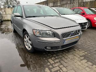 Volvo V-50 2.4 20V Combi/o  Benzine 2.435cc 103kW (140pk) FWD picture 3