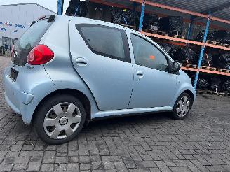 Toyota Aygo 1.0 12V VVT-i Hatchback  Benzine 998cc 50kW (68pk) picture 11