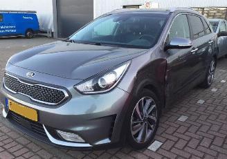 škoda osobní automobily Kia Niro 1.6 GDi H. Execut.L 2017/6