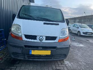 Schadeauto Renault Trafic 1.9 dCi 82 16V Bestel  Diesel 1.870cc 60kW (82pk) 2006/10