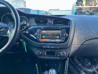 Kia Cee d 1.6 GDI 16V Combi/o  Benzine 1,591cc 99kW (135pk) picture 21