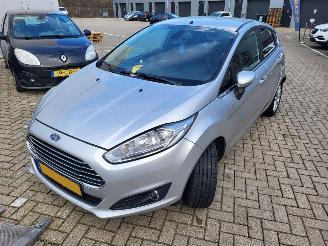 Ford Fiesta  picture 2