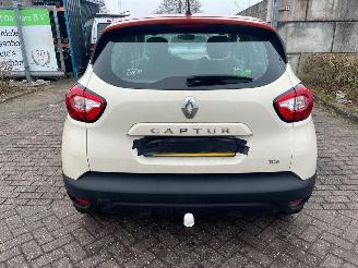 Renault Captur 0.9 Energy TCE 12V SUV picture 6
