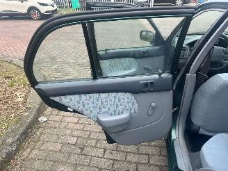 Toyota Starlet 1.3,XLi,GLi 16V Hatchback  Benzine 1.332cc 55kW (75pk) picture 18