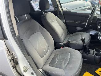 Chevrolet Spark 1.2 16V Hatchback  Benzine 1.206cc 60kW (82pk) FWD 2010-03  B12D1; LMU picture 18
