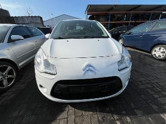 Coche accidentado Citroën C3 1.1 Hatchback 4Dr Benzine 1.124cc 44kW (60pk) FWD 2009-09/2013-01 (SCHFV) TU1JP; HFV 2011/11