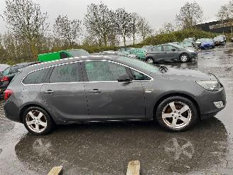 Opel Astra SPORTS TOURER picture 4
