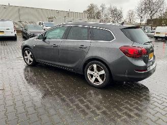Opel Astra SPORTS TOURER picture 8