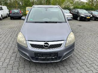 Coche accidentado Opel Zafira 2.2 16V Direct Ecotec MPV 2006/6