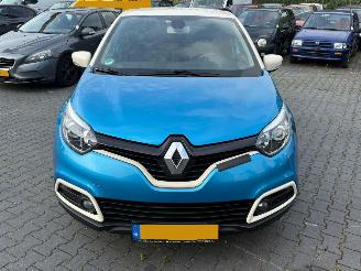 Auto incidentate Renault Captur 0.9 Energy TCE 12V SUV  Benzine 898cc 66kW (90pk) 2014/2