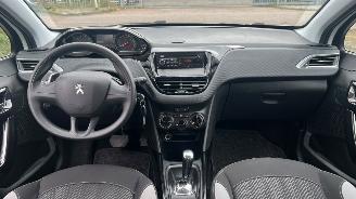 Peugeot 2008 1.2 Vti 12V PureTech 82 picture 15