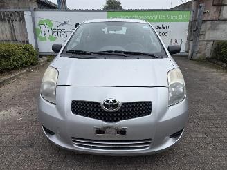Schadeauto Toyota Yaris 1.0 12V VVT-i Hatchback  Benzine 998cc 51kW (69pk) 2008/8
