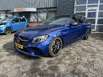 Auto incidentate Mercedes C-klasse C300e Estate AMG 2015/10