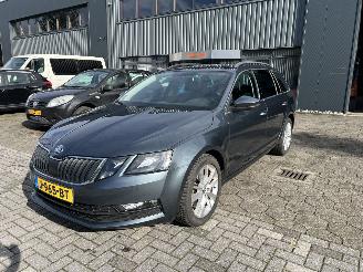 Auto incidentate Skoda Octavia Skoda Octavia Combi 1.0 TSI 2020/7