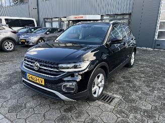 Coche accidentado Volkswagen T-Cross 1.0 TSI Style DSG 2019/10