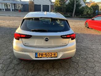 Opel Astra 1.0 Online Edition picture 4