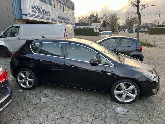 Opel Astra 1.6 Turbo Sport picture 8