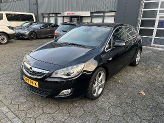 Unfallwagen Opel Astra 1.6 Turbo Sport 2010/3
