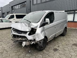 Vaurioauto  commercial vehicles Ford Transit Custom CUSTOM 270 2.2 TDCI 2014/6