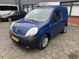 uszkodzony samochody ciężarowe Renault Kangoo 1.6 Benzine 2009/4