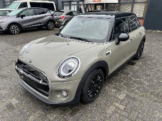 Unfallwagen Mini Cooper 1.5 Pepper 2019/1