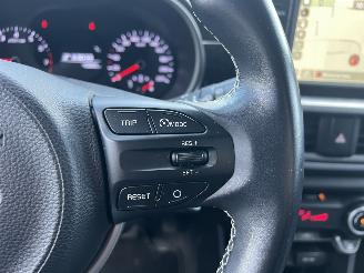 Kia Picanto 1.0 CVVT Design Edition picture 18