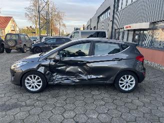 Ford Fiesta 1.0 Ecoboost Titanium picture 2