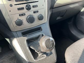 Opel Zafira 1.6 7 Persoons Business picture 13