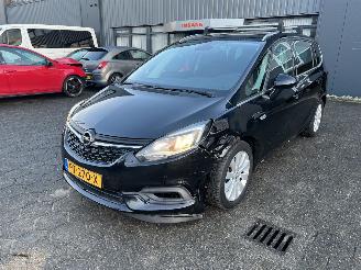 Avarii autoturisme Opel Zafira 1.4 T Online Edition 7p 2017/9