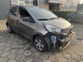 Kia Picanto 1.0 12V picture 7