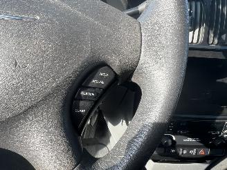 Chrysler Voyager 3.3i V6 SE Luxe picture 16