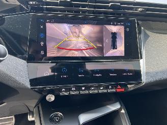 Peugeot 308 SW 1.6 Plug-in Hybrid GT 180 picture 16