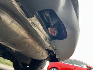 Volkswagen Touran 1.6 16V FSI Business picture 23