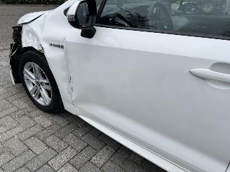 Toyota Corolla 1.8 HYBRID ACTIVE picture 13