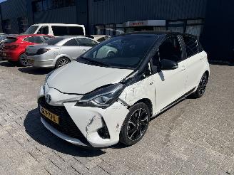 Schadeauto Toyota Yaris 1.5 Hybrid Y20 Gold Edition 2018/11