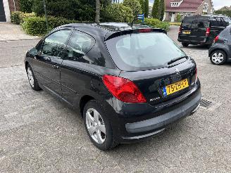 Peugeot 207 1.6 VTi XS Pack picture 3