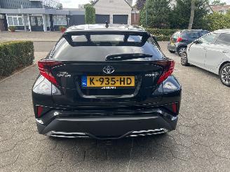 Toyota CH-R 2.0 Hybrid Executive picture 4
