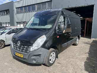 danneggiata veicoli commerciali Renault Master T35 2.3 dCi L2H2 2017 2017/1