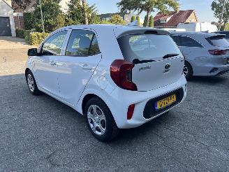 Kia Picanto 1.0 MPi ComfortPlusLine picture 2